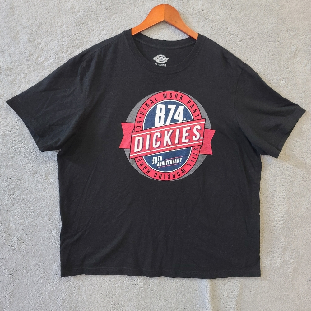 Dickies Black Short Sleeve Tee with Graphic Design